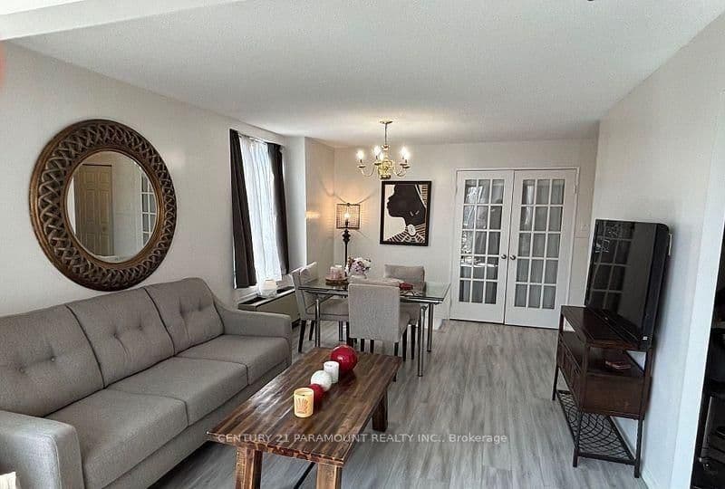 61 Markbrook Lane, Unit 112 thumbnail 6