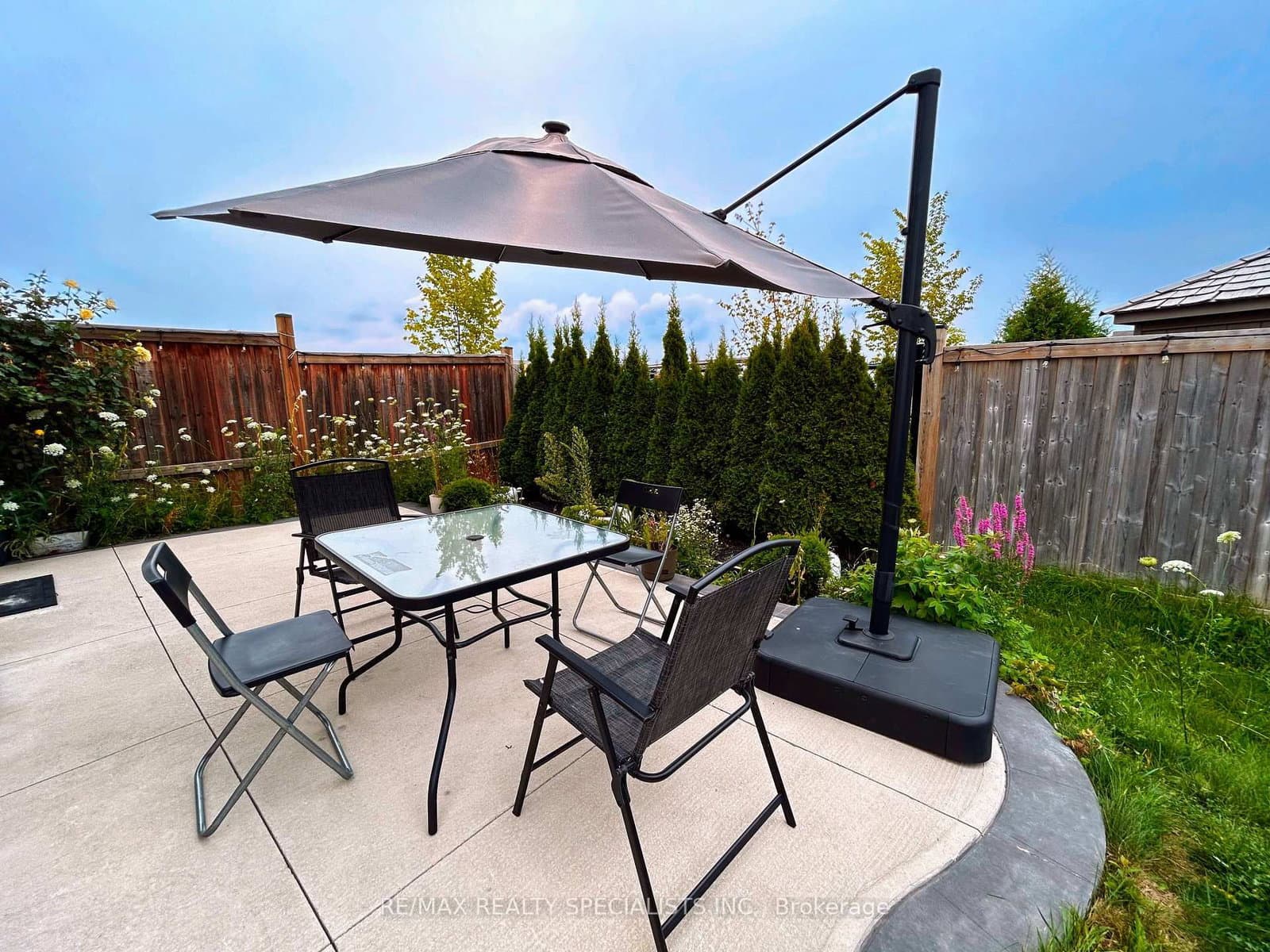 55 Dufay Road thumbnail 26