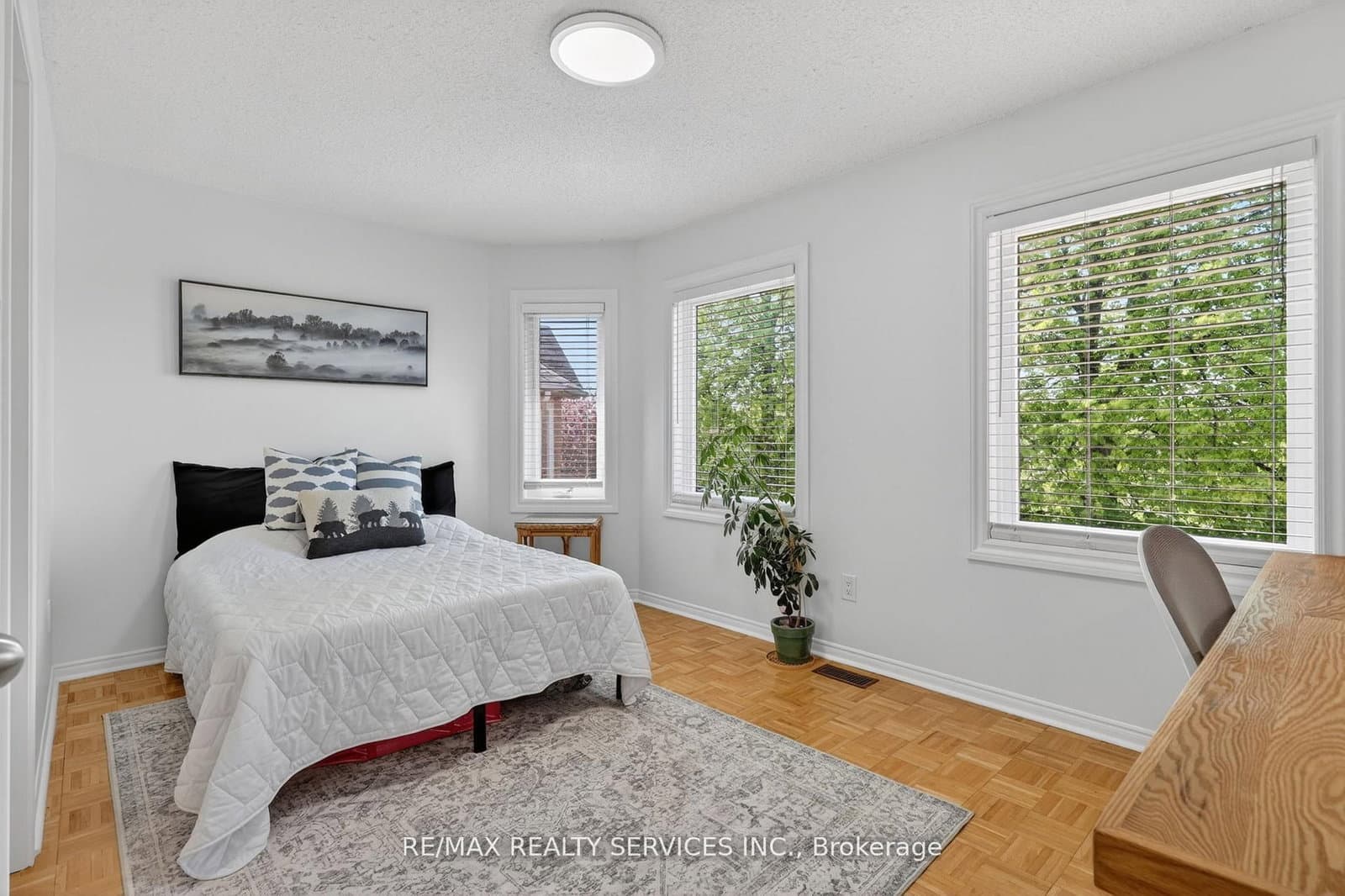 150 Royal Valley Drive thumbnail 24