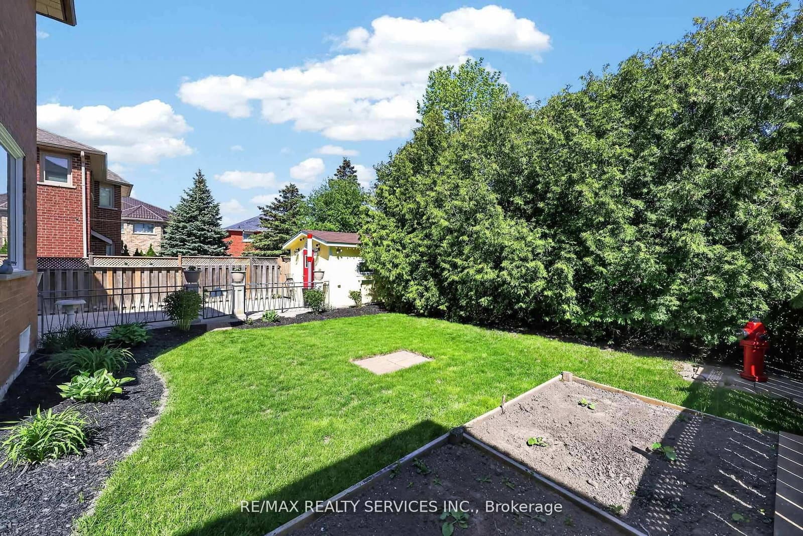 150 Royal Valley Drive thumbnail 43