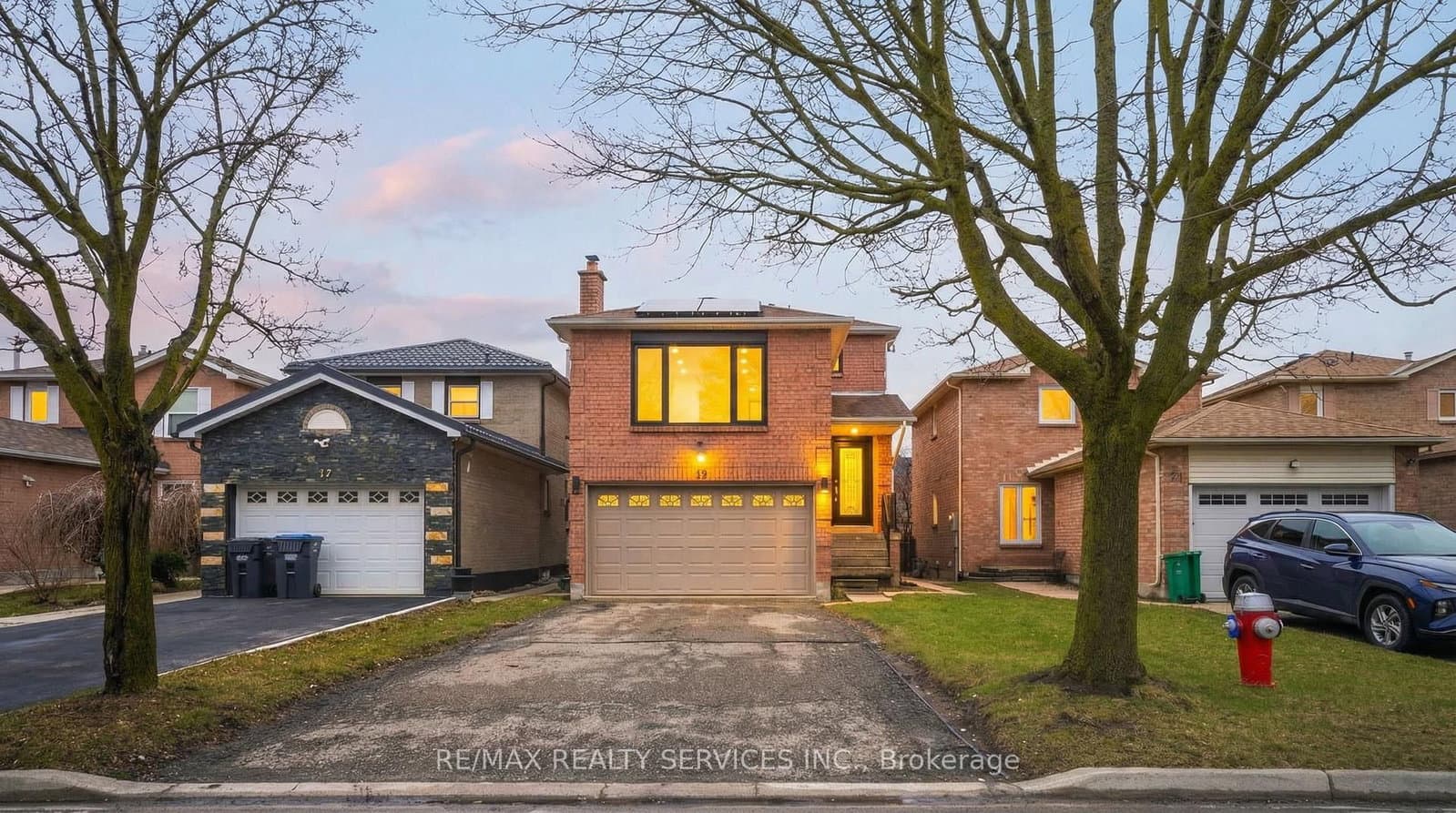 19 Wayne Nicol Drive - Image 1