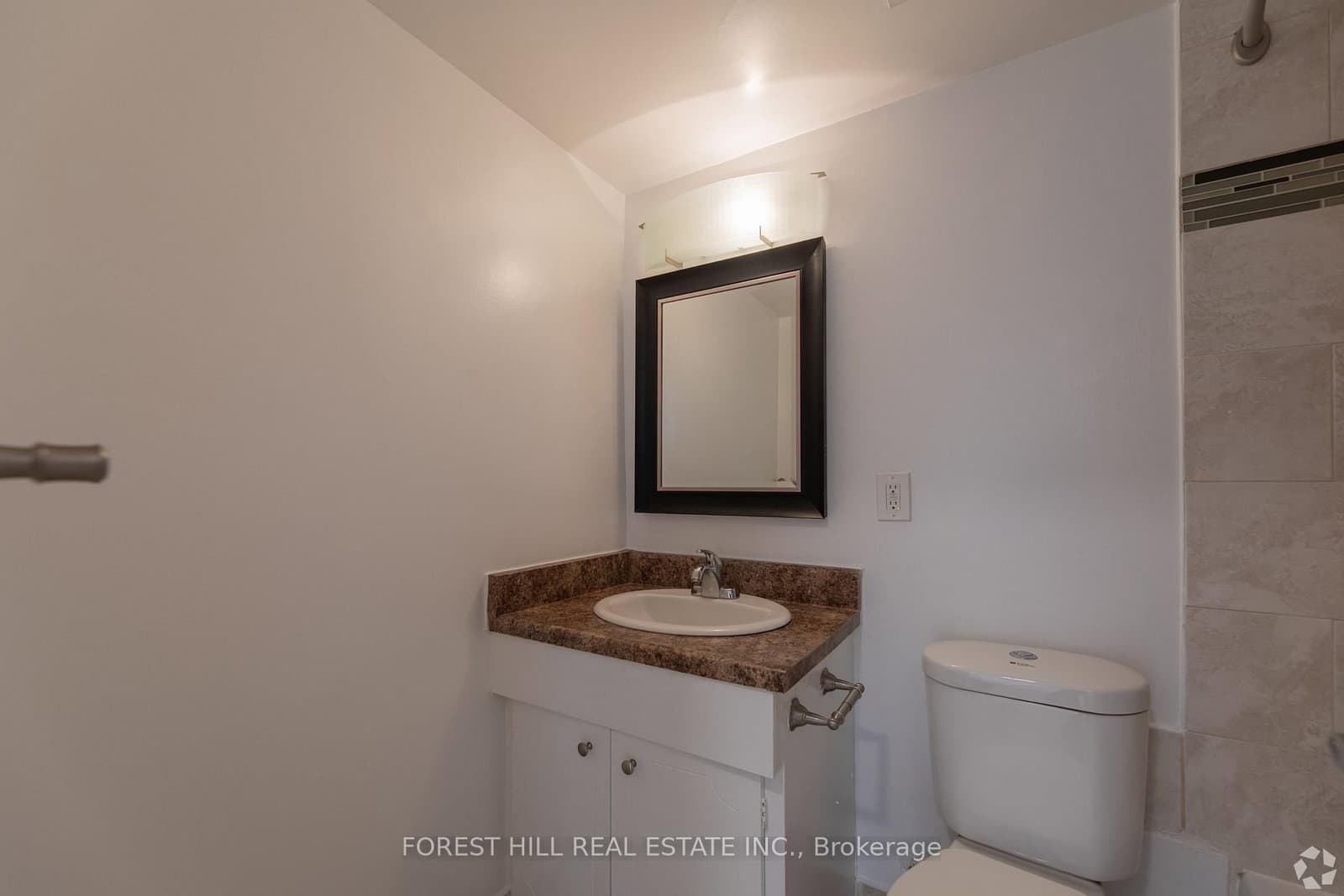 1130 Wilson Avenue, Unit 306 thumbnail 11