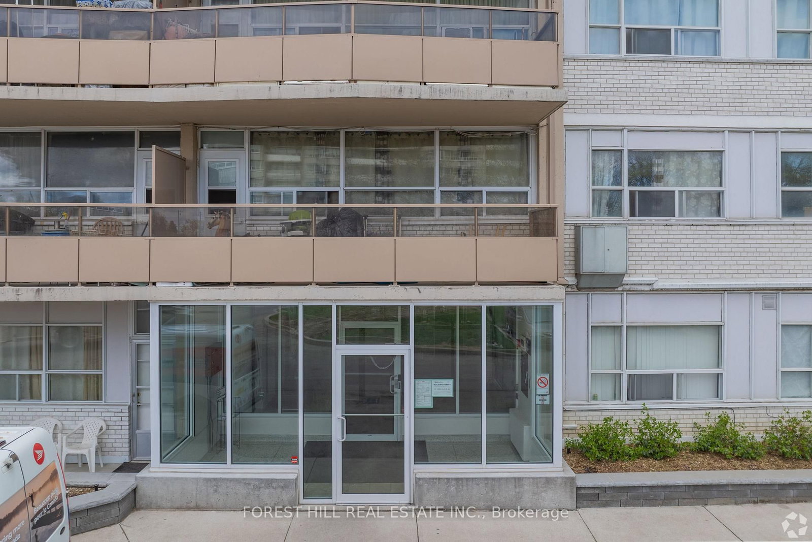 1130 Wilson Avenue, Unit 306 thumbnail 2