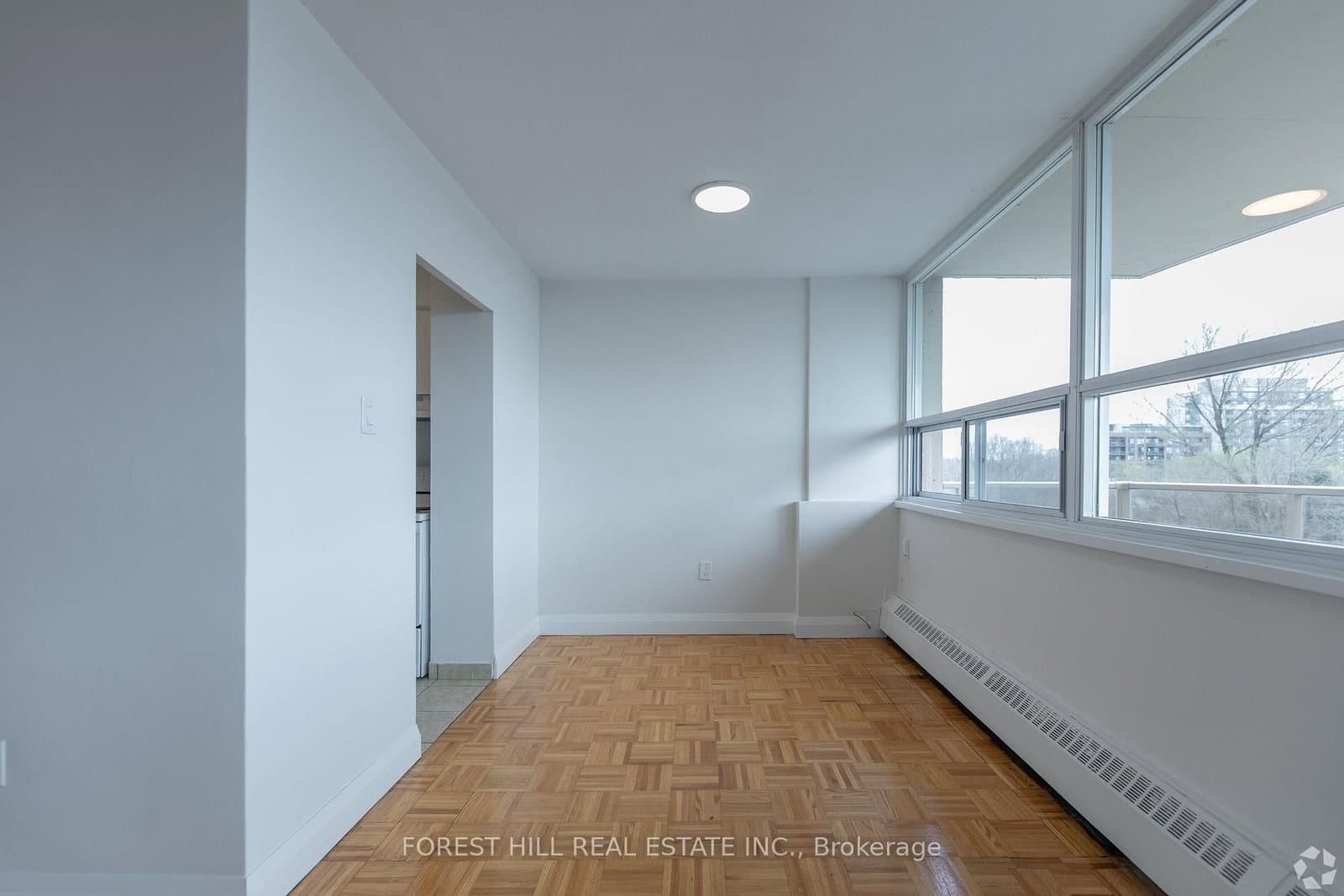 1130 Wilson Avenue, Unit 306 thumbnail 4