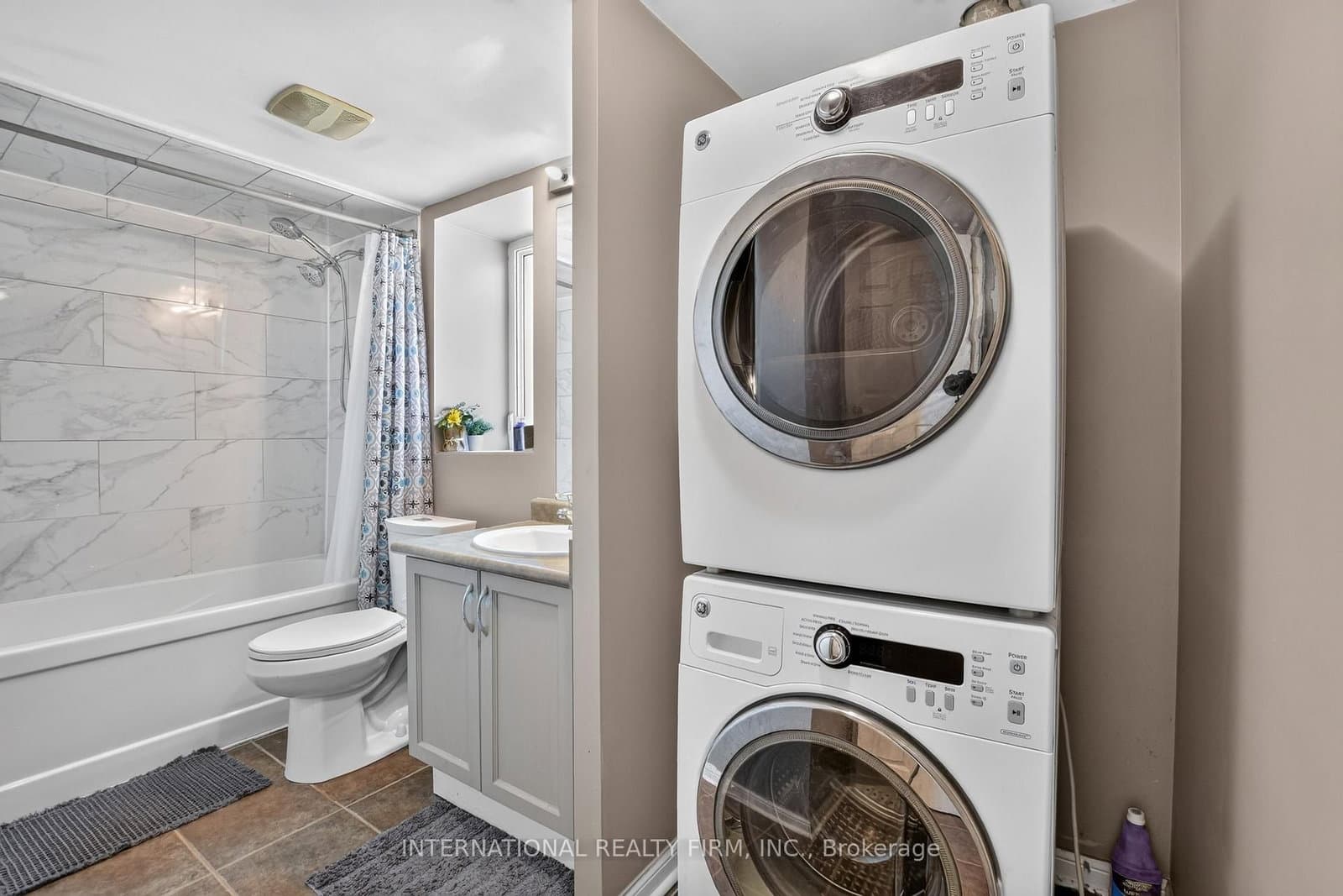65 George Appleton Way, Unit 2088 thumbnail 14
