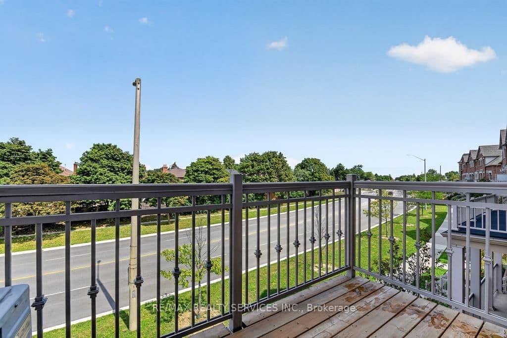 180 Howden Boulevard, Unit 15 thumbnail 20