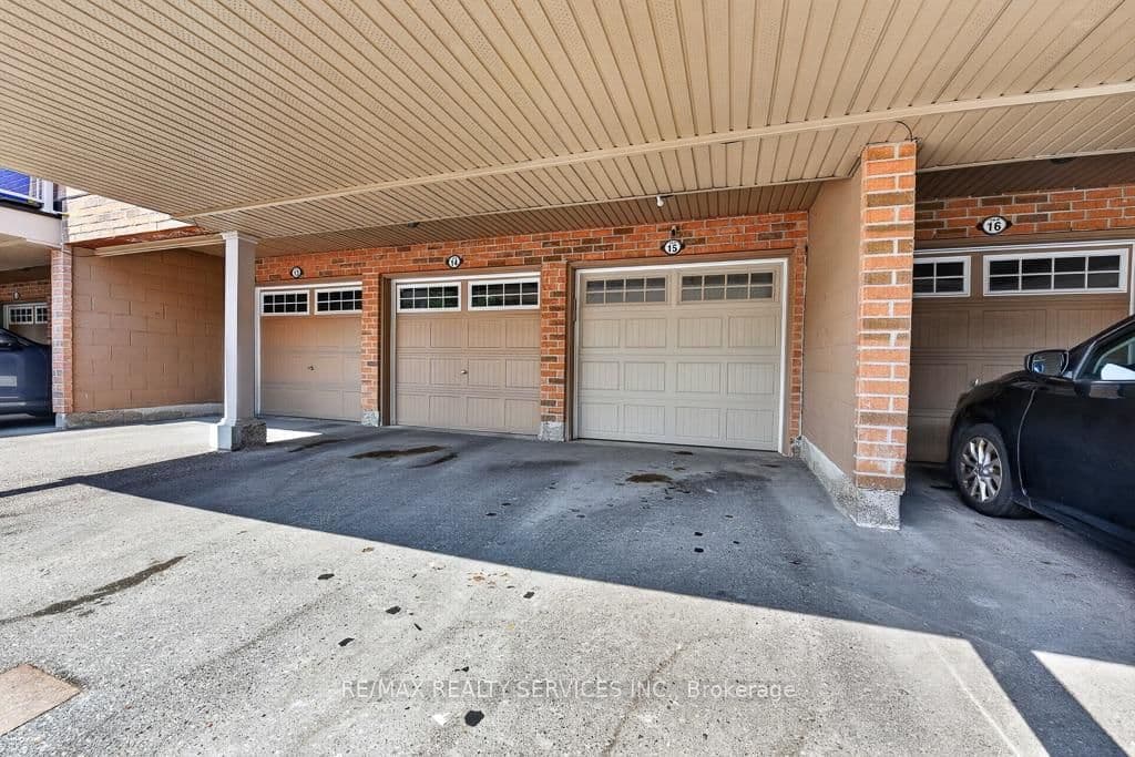 180 Howden Boulevard, Unit 15 thumbnail 37