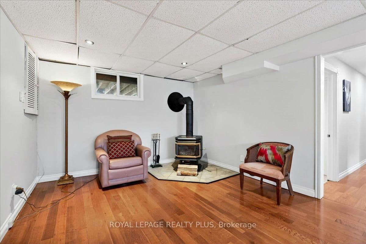 4452 Delaney Drive thumbnail 35