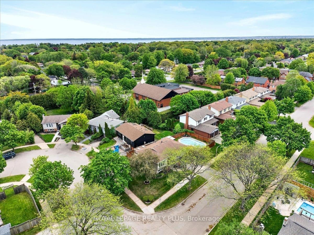 4452 Delaney Drive thumbnail 44