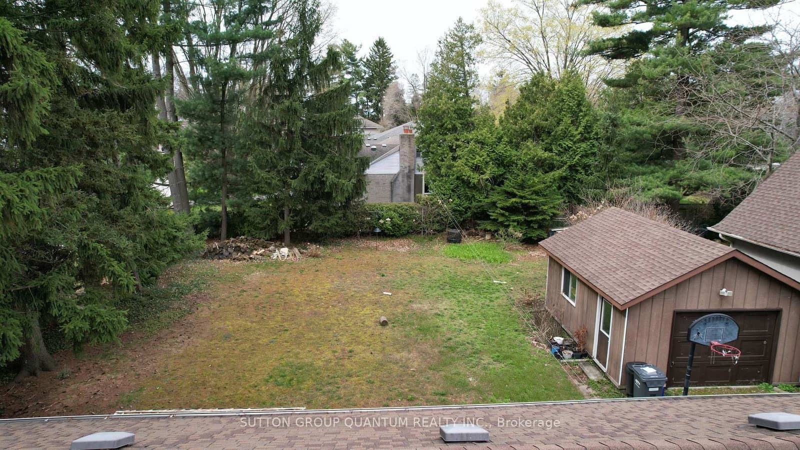 394 Maplehurst Avenue thumbnail 10