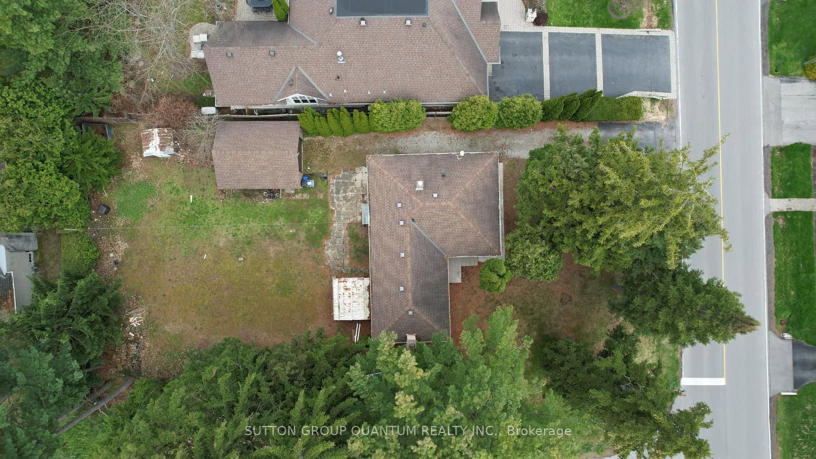 394 Maplehurst Avenue thumbnail 11