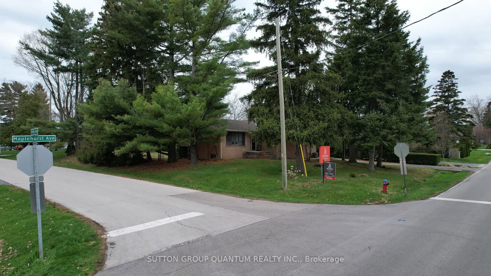 394 Maplehurst Avenue thumbnail 3