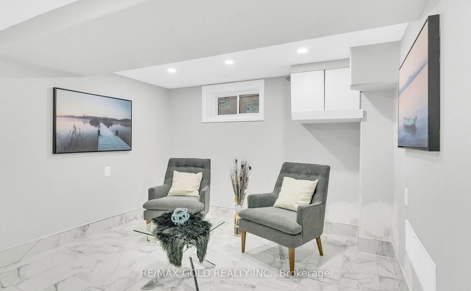 8 Fairglen Crescent thumbnail 30