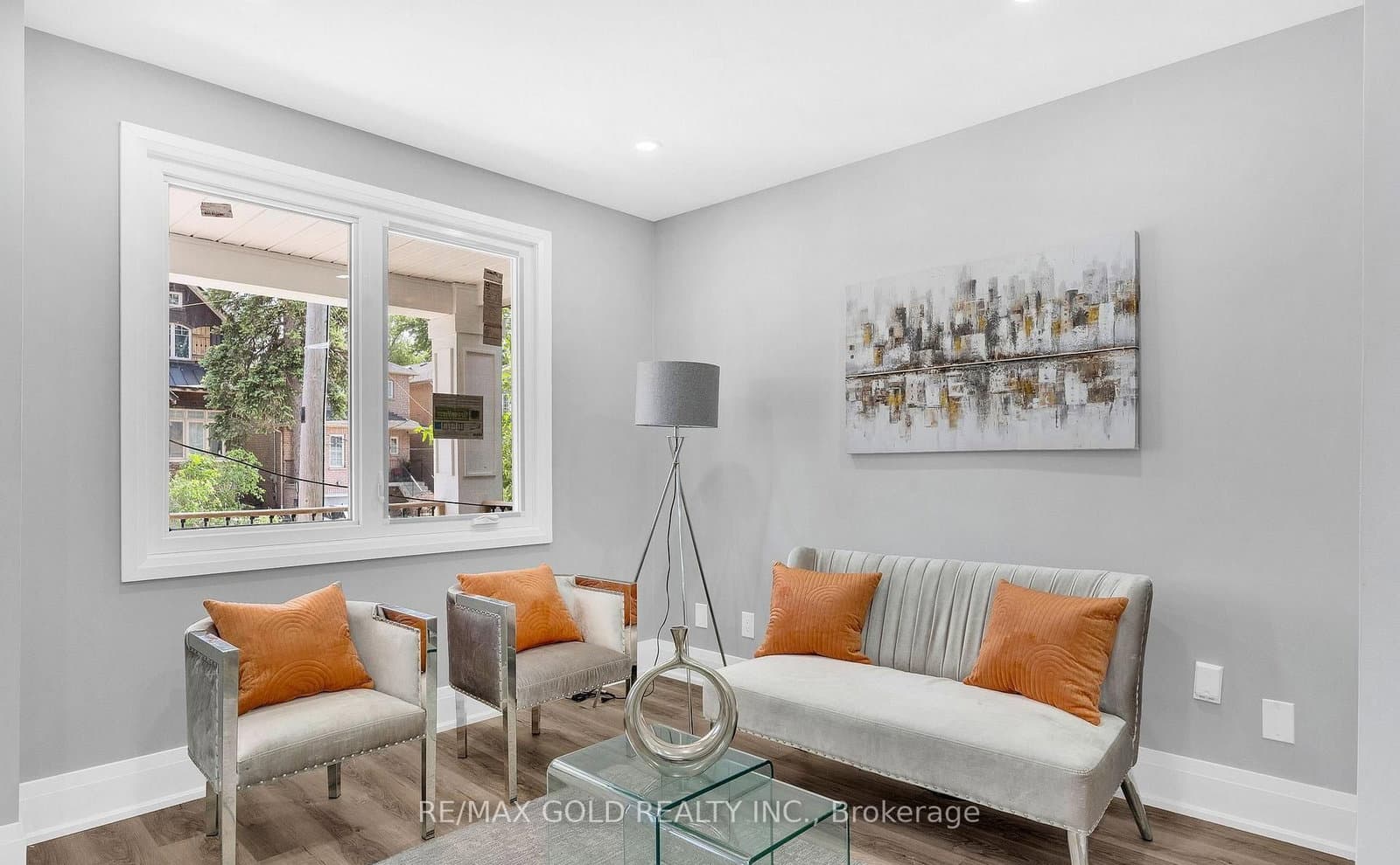 8 Fairglen Crescent thumbnail 8