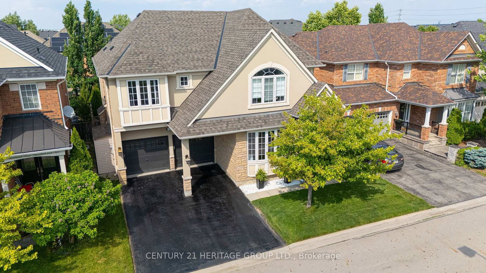 1406 Marshall Crescent thumbnail 2