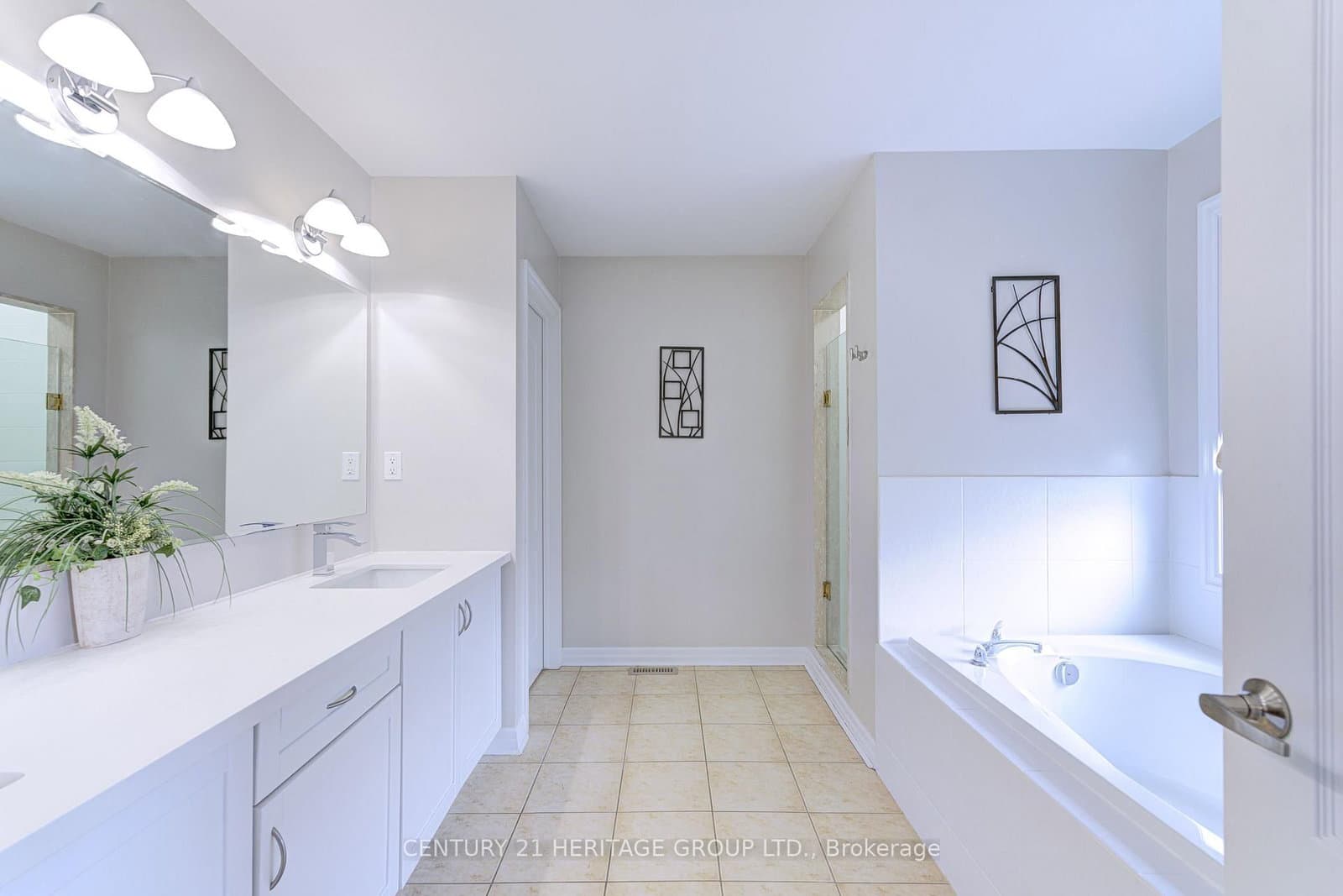 1406 Marshall Crescent thumbnail 26