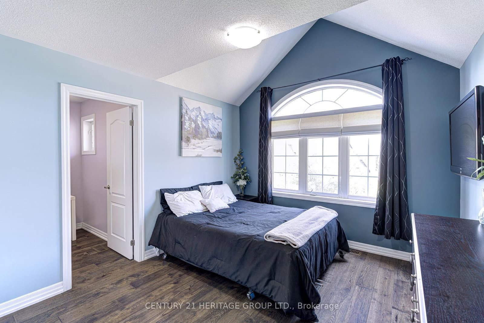 1406 Marshall Crescent thumbnail 28