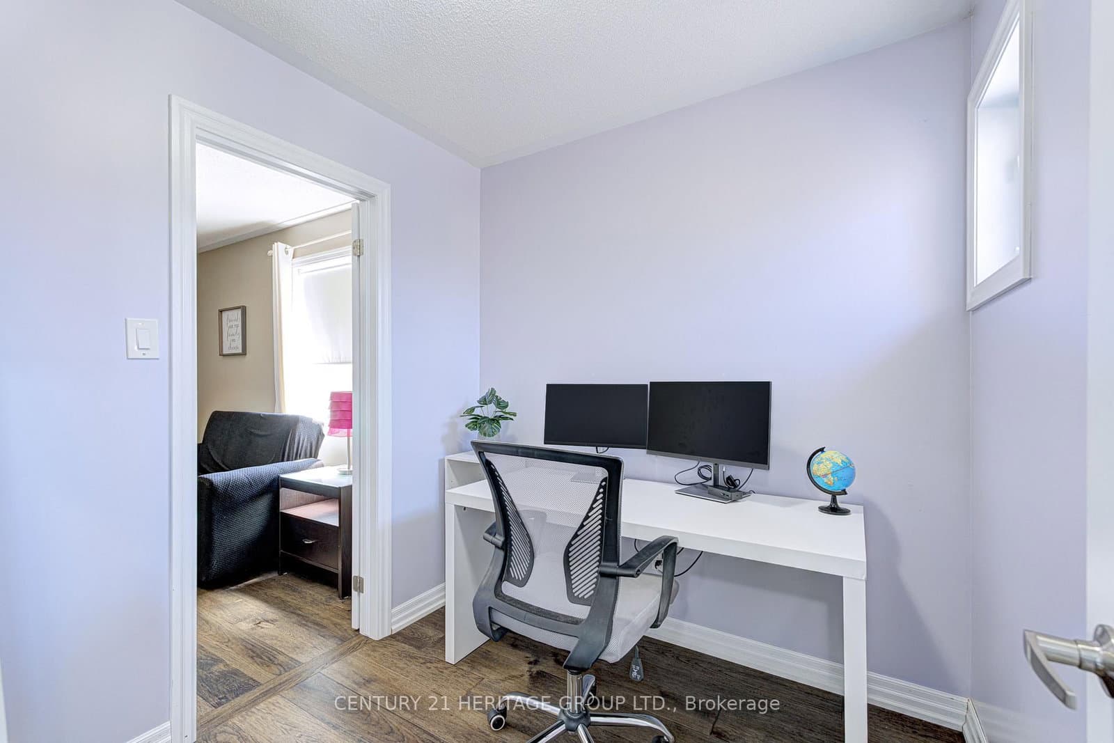 1406 Marshall Crescent thumbnail 29