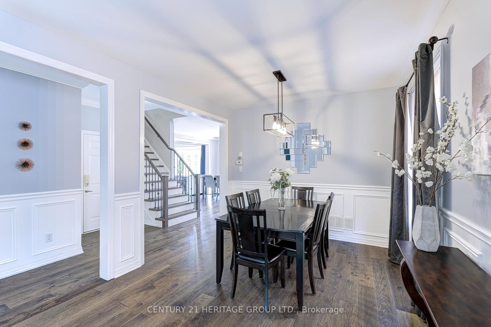 1406 Marshall Crescent thumbnail 7
