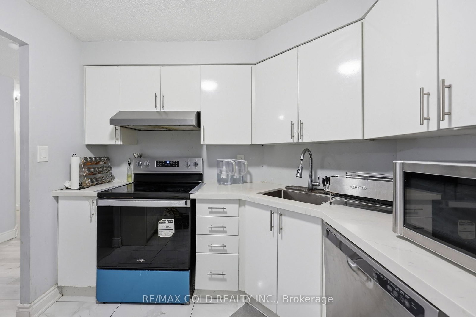 61 Markbrook Lane, Unit ph08 thumbnail 11