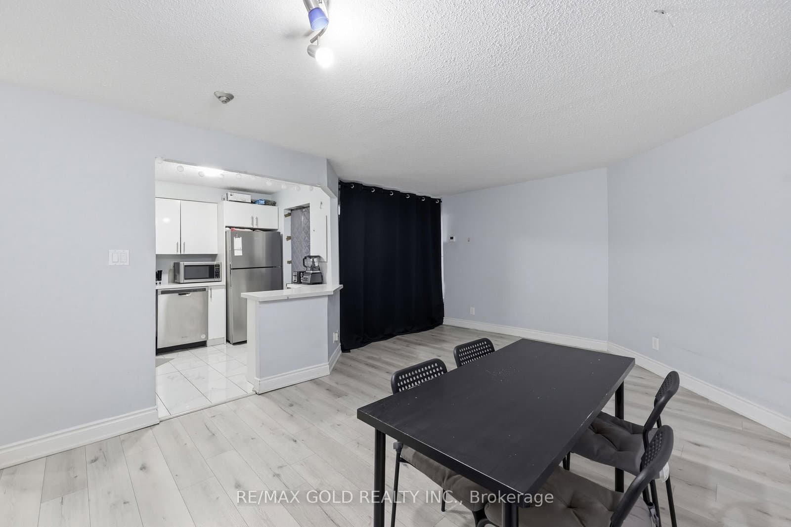 61 Markbrook Lane, Unit ph08 thumbnail 24