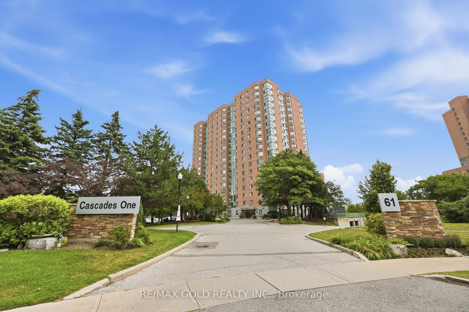61 Markbrook Lane, Unit ph08 thumbnail 3