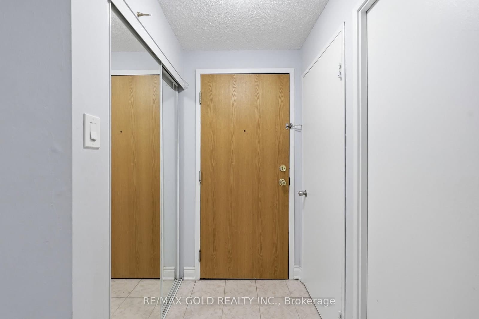 61 Markbrook Lane, Unit ph08 thumbnail 4