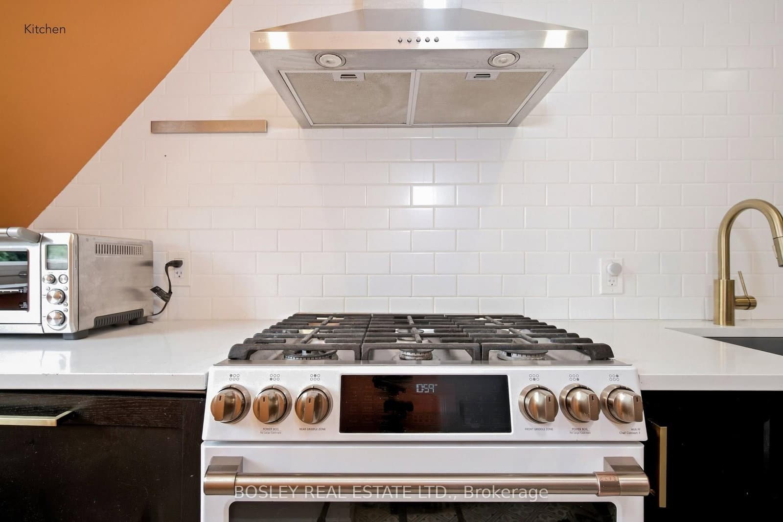 178 High Park Avenue, Unit Upper thumbnail 9