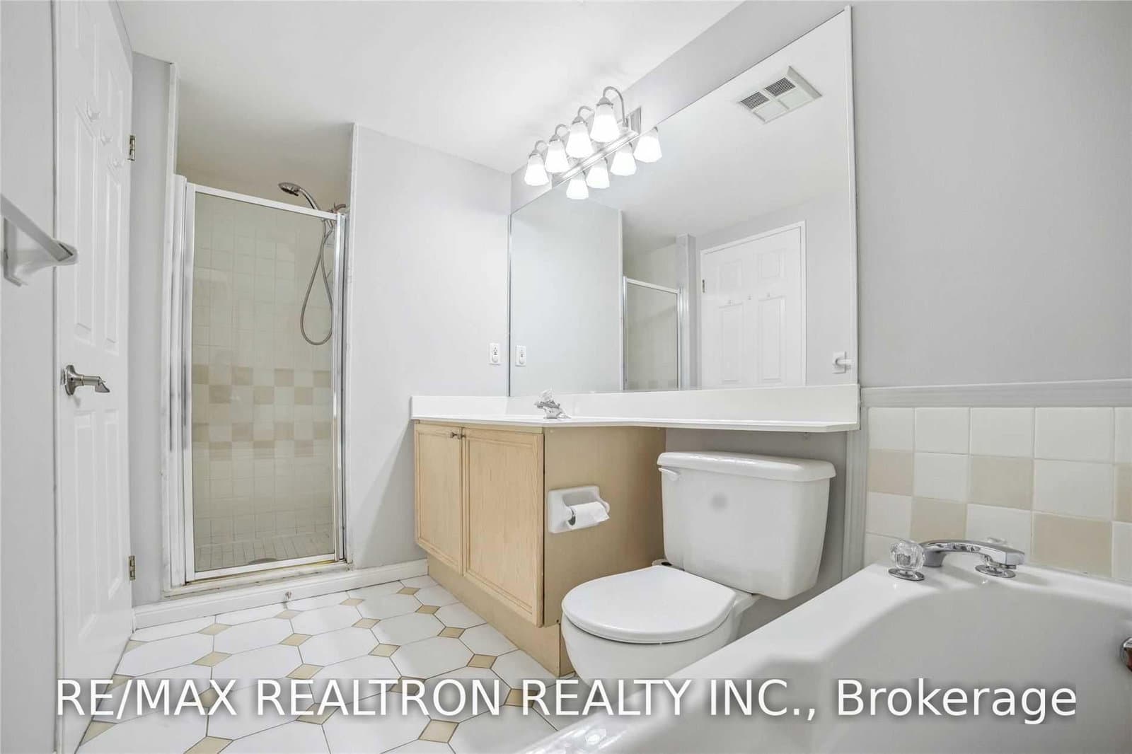 101 Subway Crescent, Unit 410 thumbnail 10