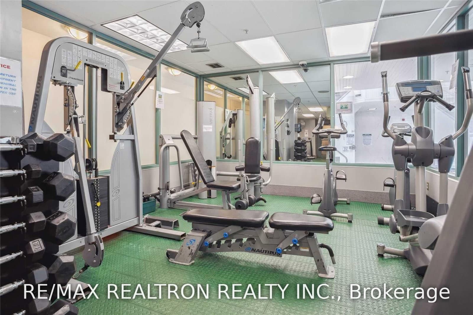 101 Subway Crescent, Unit 410 thumbnail 14