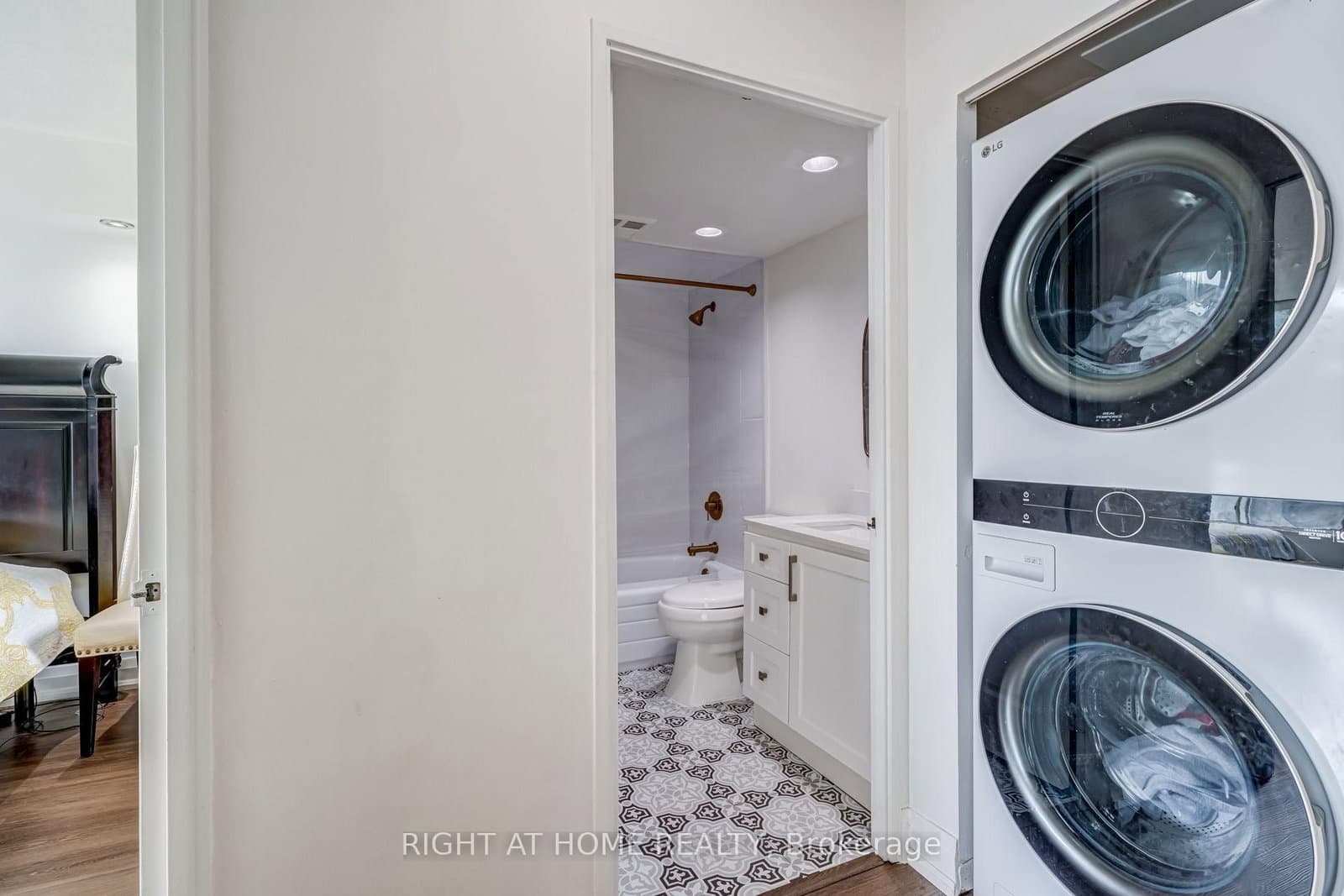 4470 Tucana Court, Unit 308 thumbnail 29