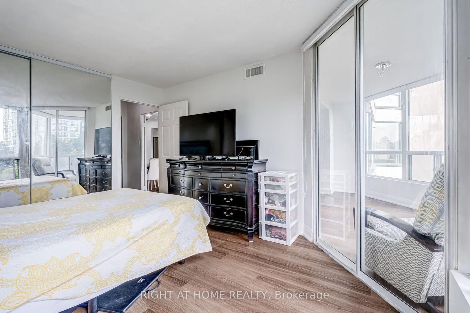 4470 Tucana Court, Unit 308 thumbnail 31