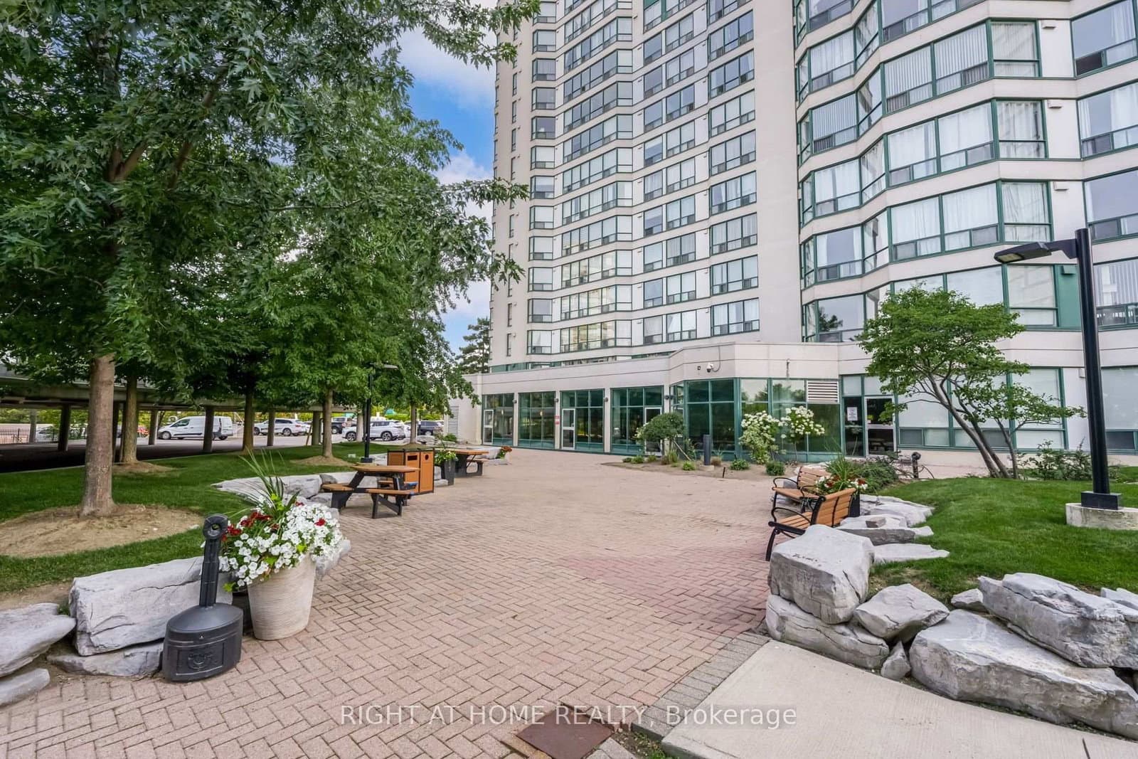 4470 Tucana Court, Unit 308 thumbnail 41
