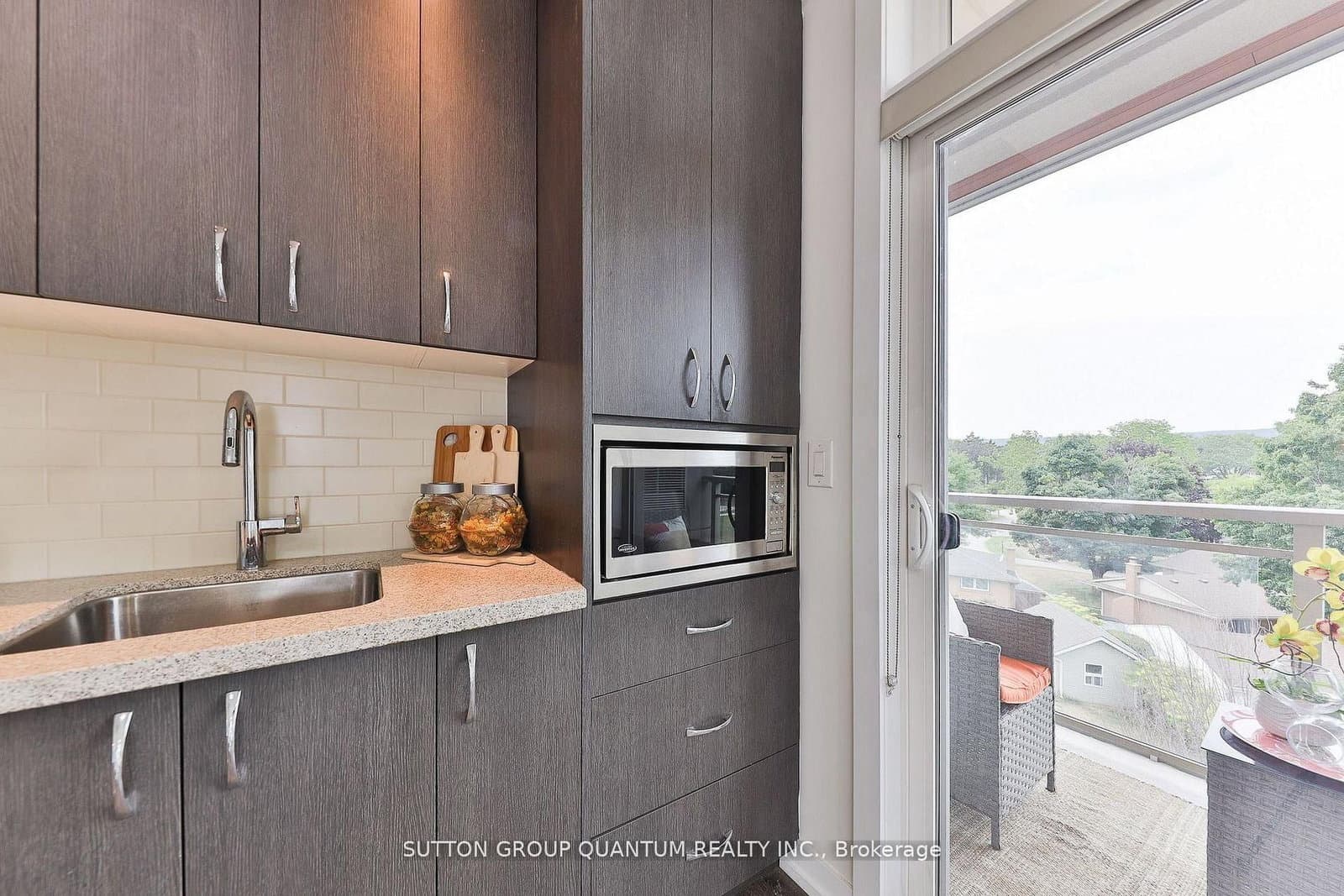 457 Plains Road E, Unit 418 thumbnail 19