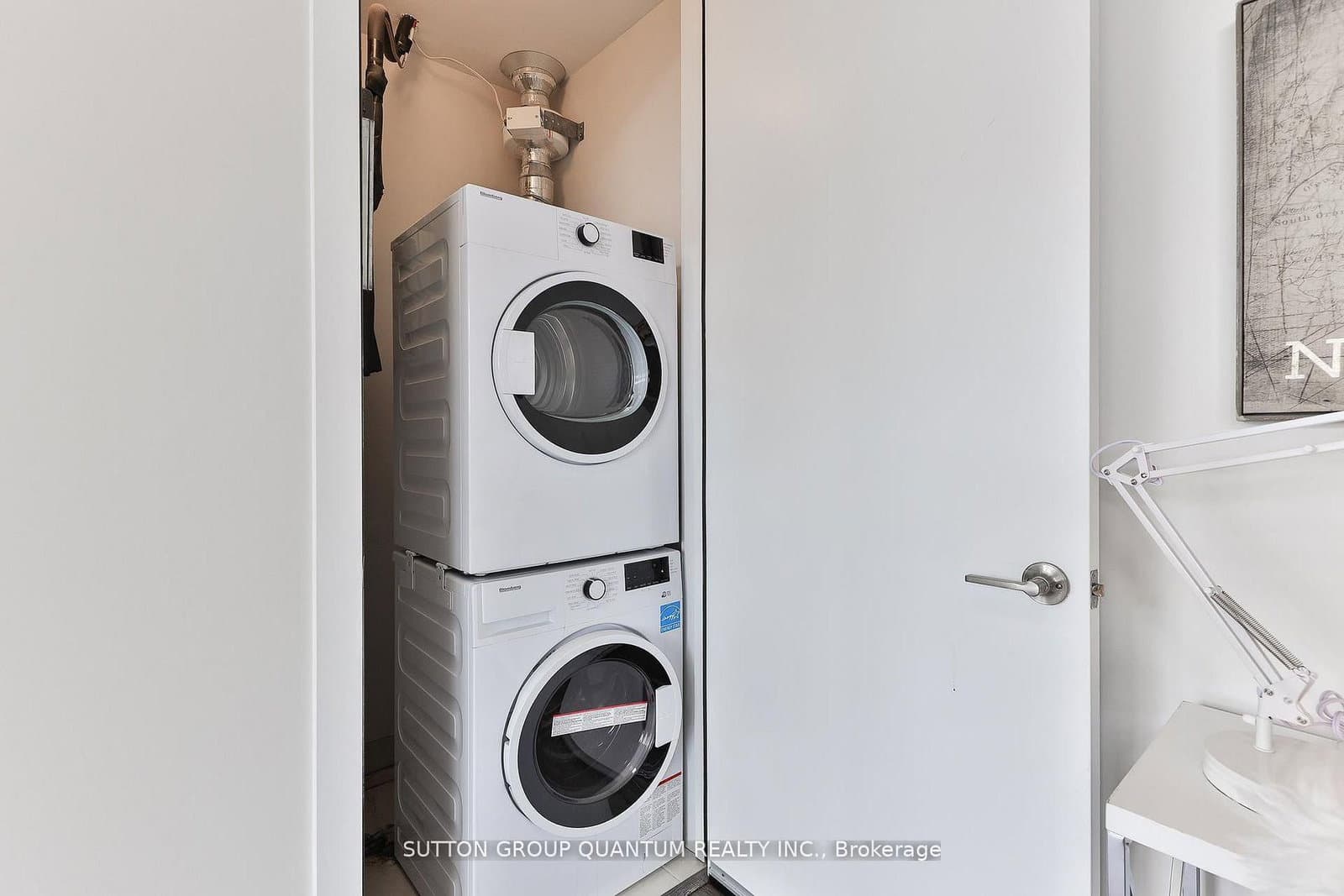 457 Plains Road E, Unit 418 thumbnail 24