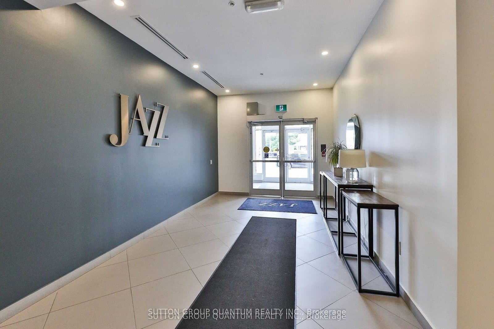 457 Plains Road E, Unit 418 thumbnail 4
