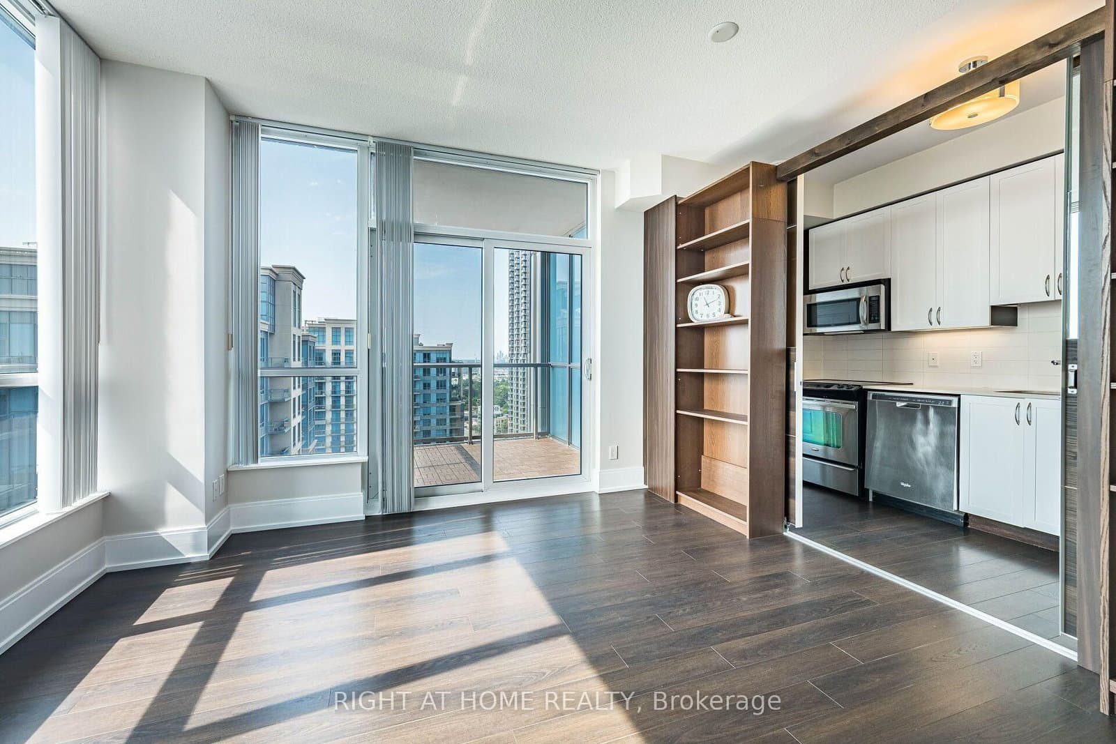 15 Viking Lane, Unit #2702 thumbnail 16