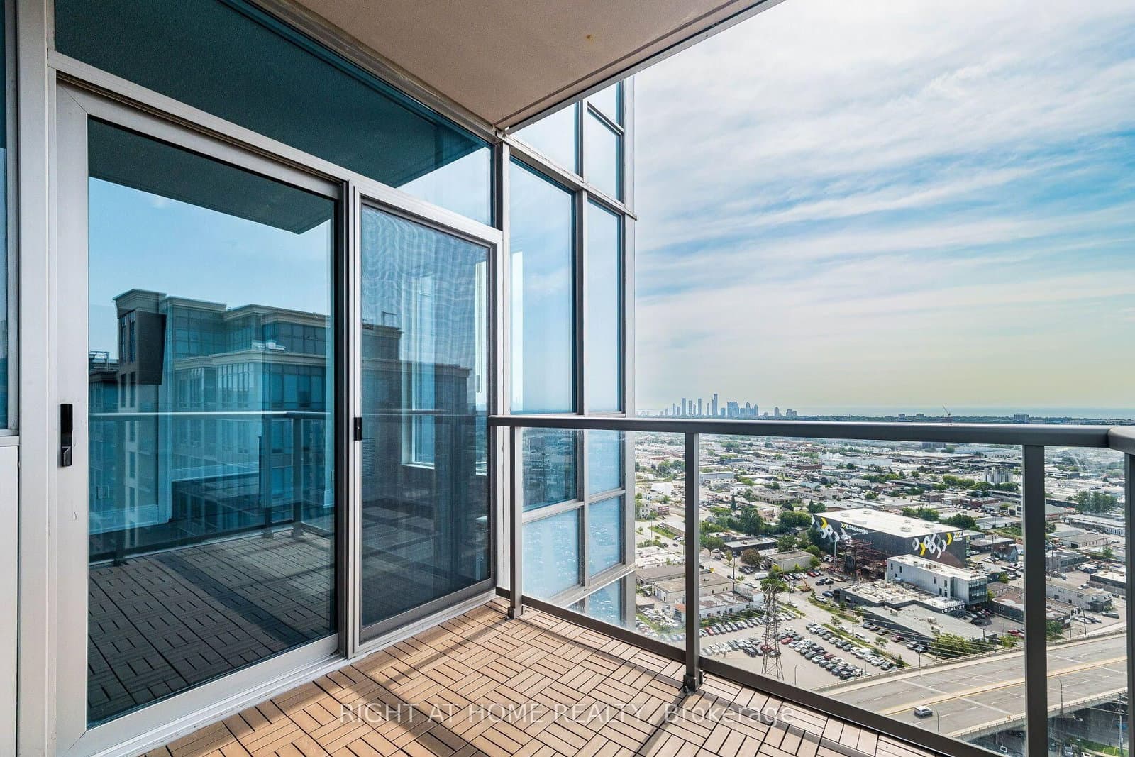 15 Viking Lane, Unit #2702 thumbnail 19