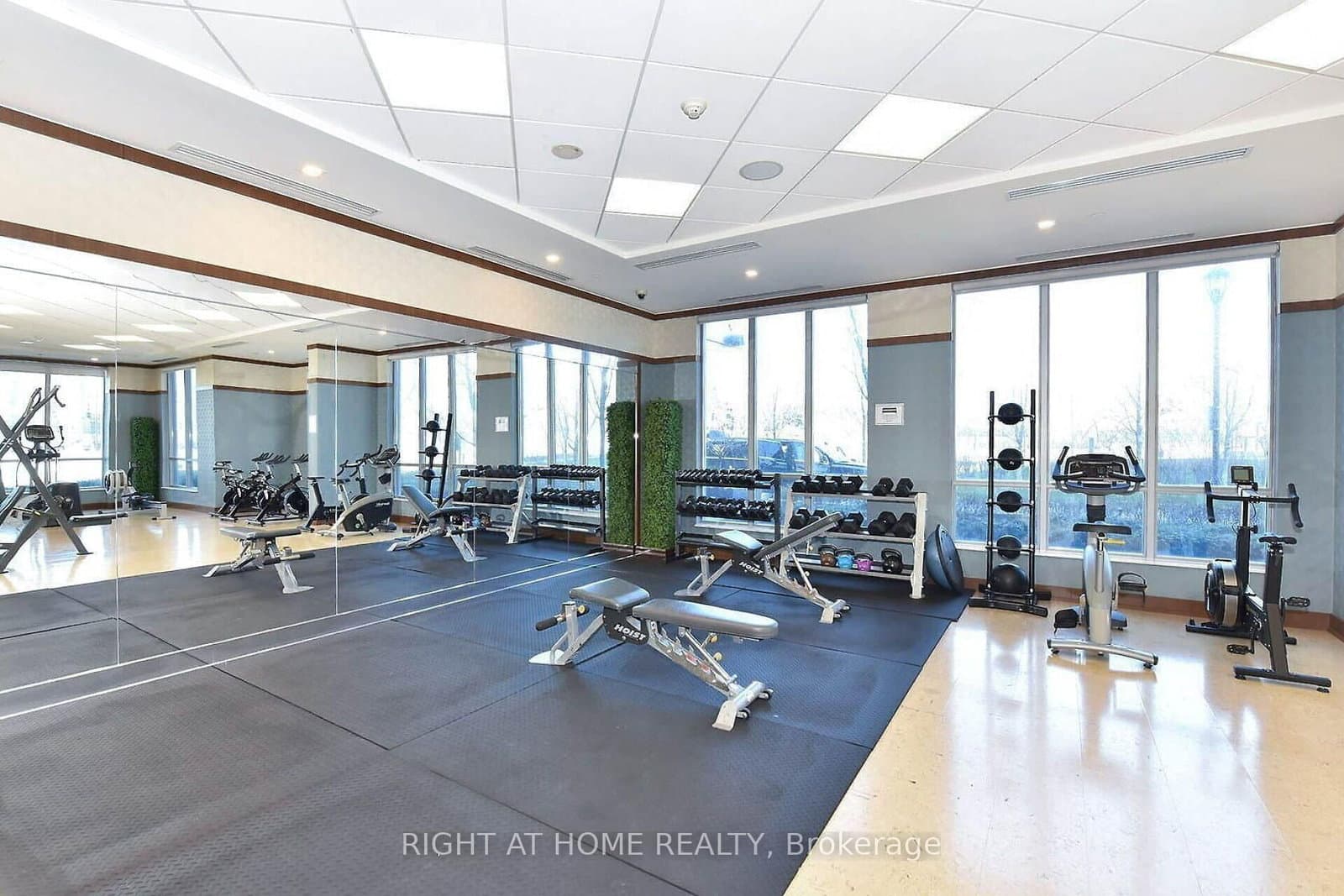 15 Viking Lane, Unit #2702 thumbnail 31