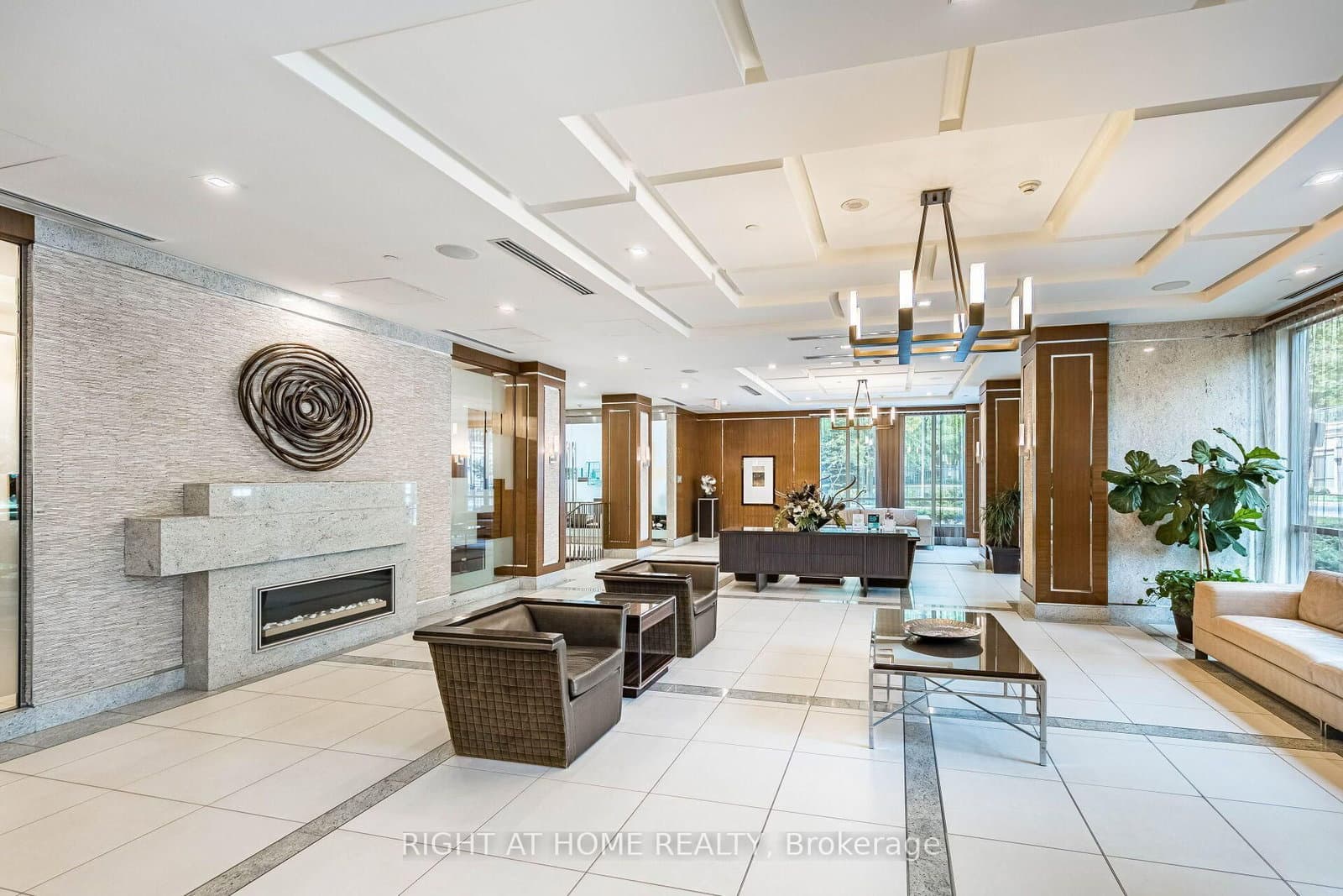 15 Viking Lane, Unit #2702 thumbnail 6