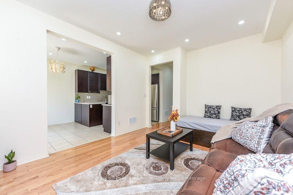 270 Brussels Avenue thumbnail 14