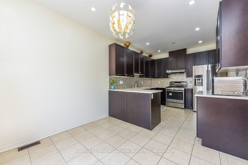 270 Brussels Avenue thumbnail 17