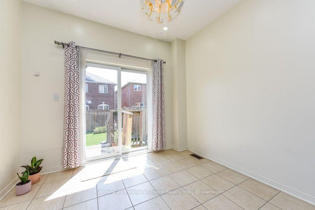 270 Brussels Avenue thumbnail 21