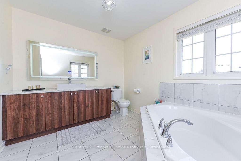 270 Brussels Avenue thumbnail 34