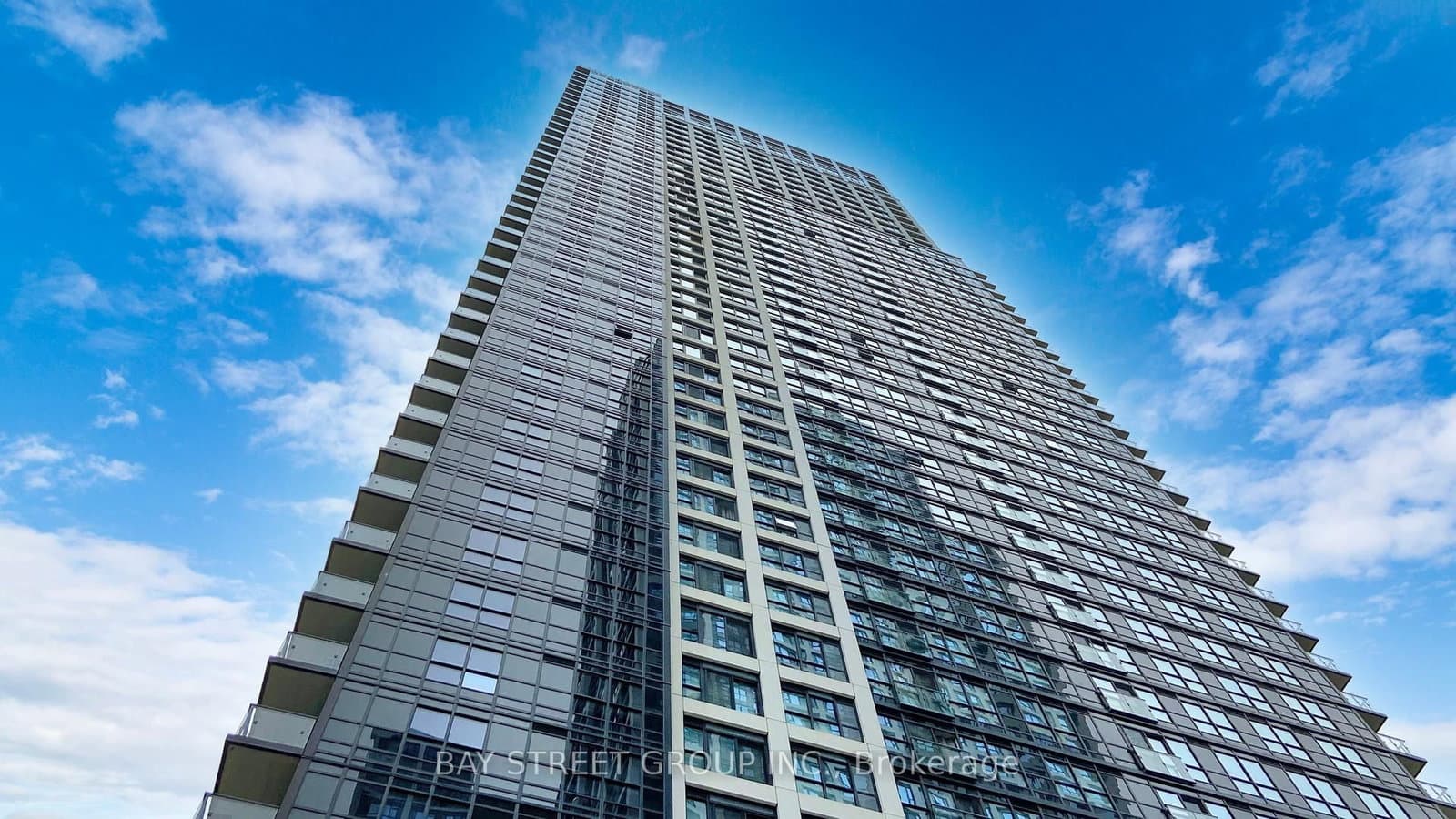 5 Mabelle Avenue, Unit 4032