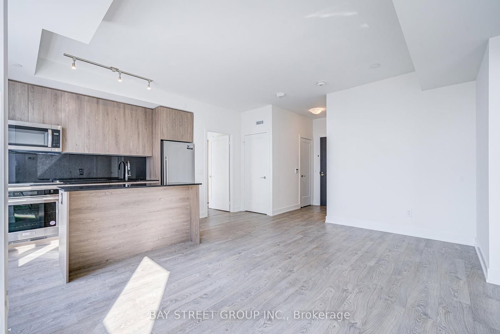 5 Mabelle Avenue, Unit 4032 thumbnail 21