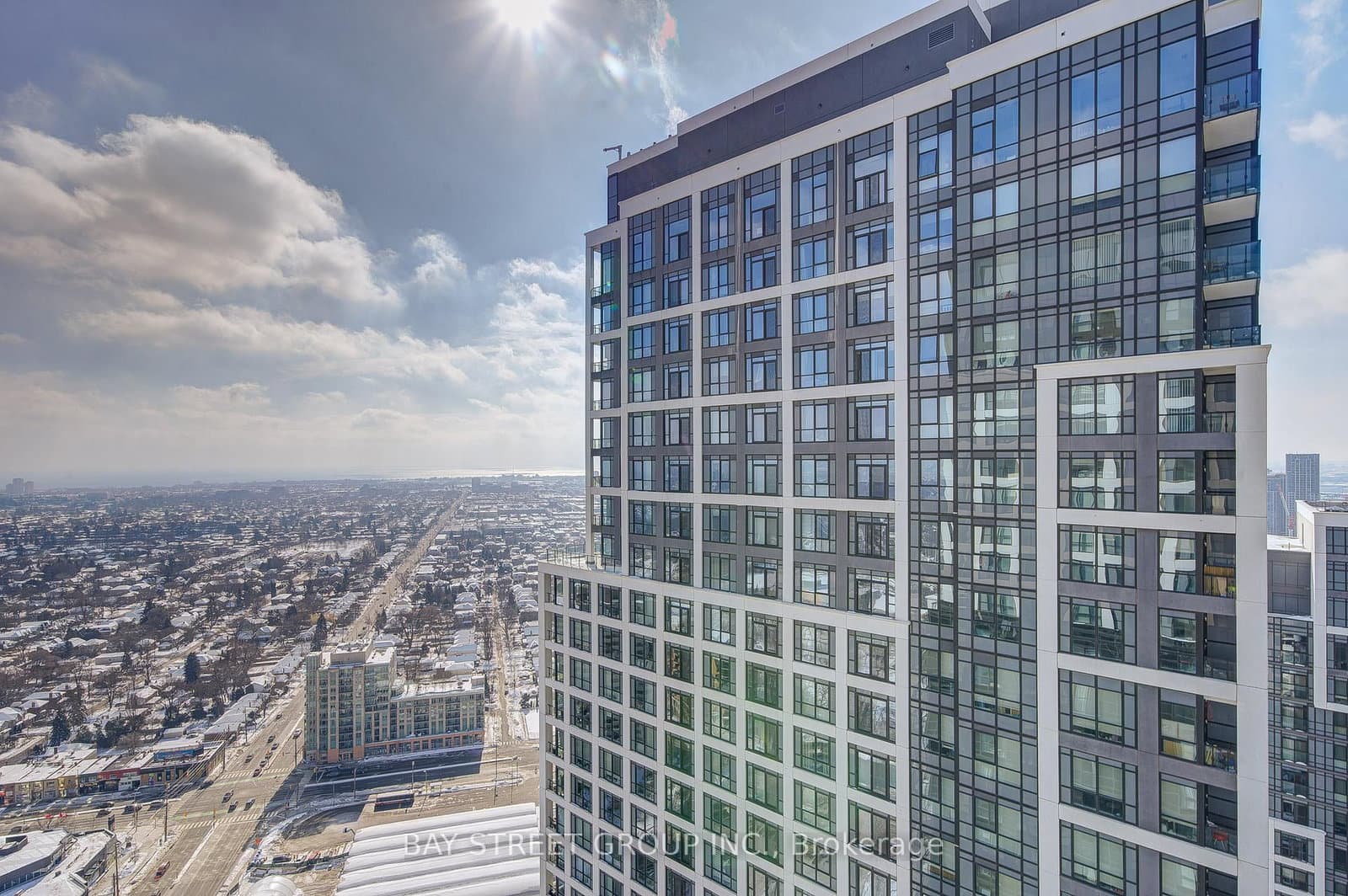 5 Mabelle Avenue, Unit 4032 thumbnail 34