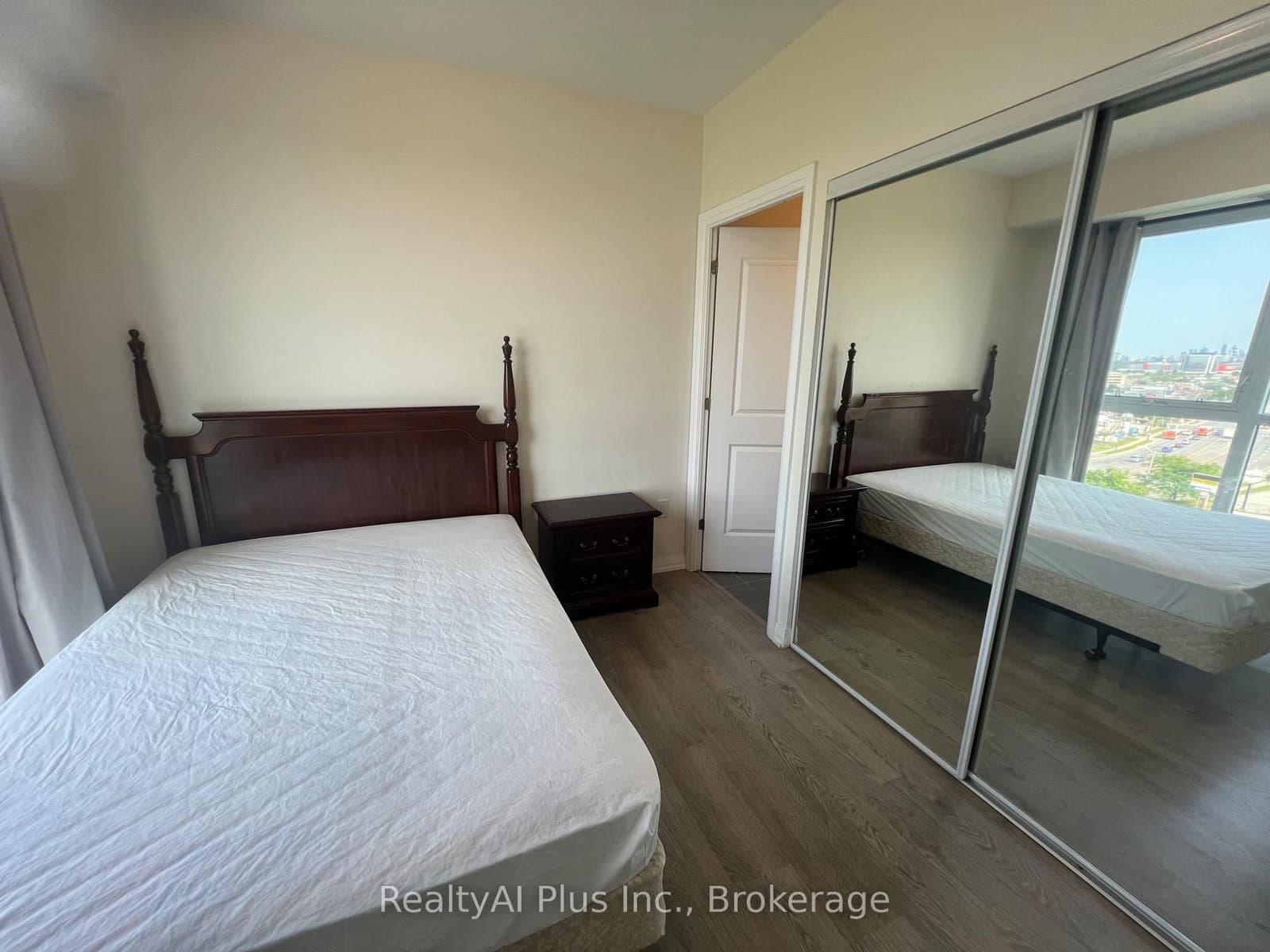 50 Thomas Riley Road, Unit 804 #Room thumbnail 19