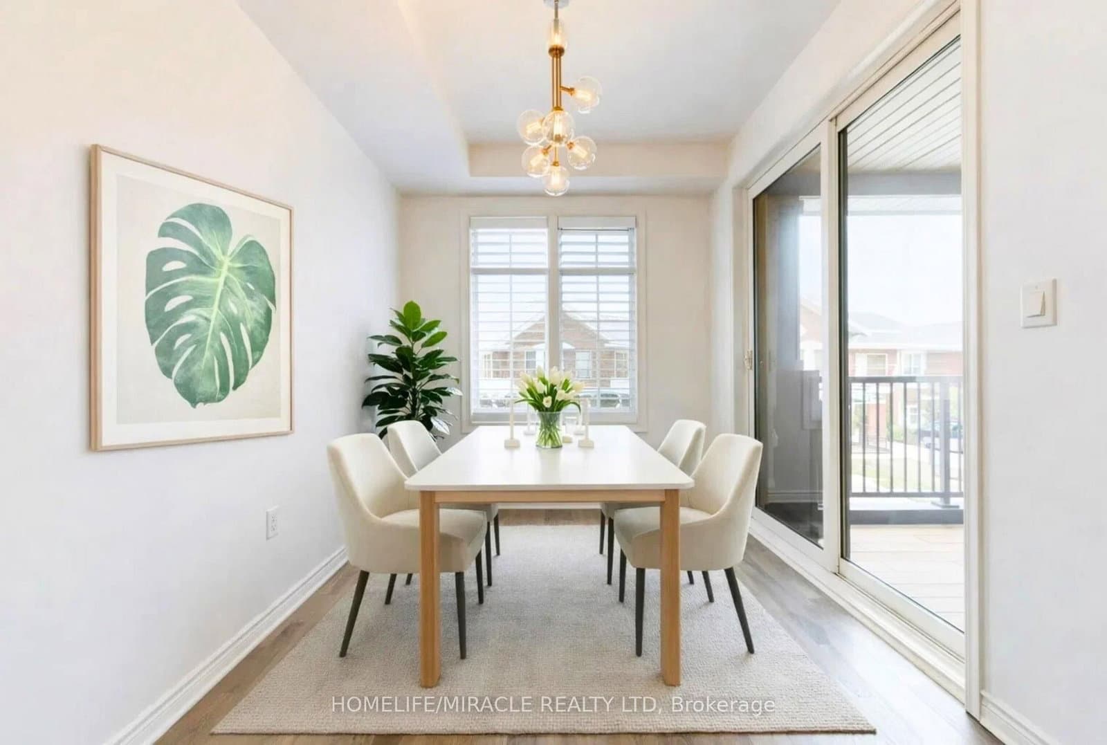 1587 Moira Crescent thumbnail 15