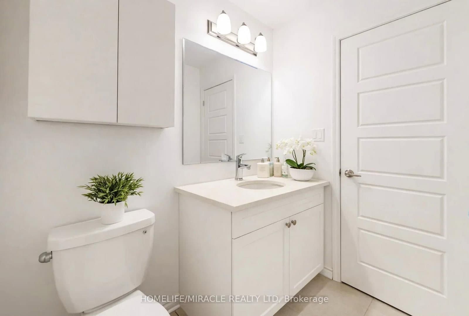 1587 Moira Crescent thumbnail 22